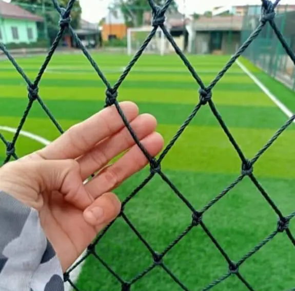 jaring lapangan mini soccer